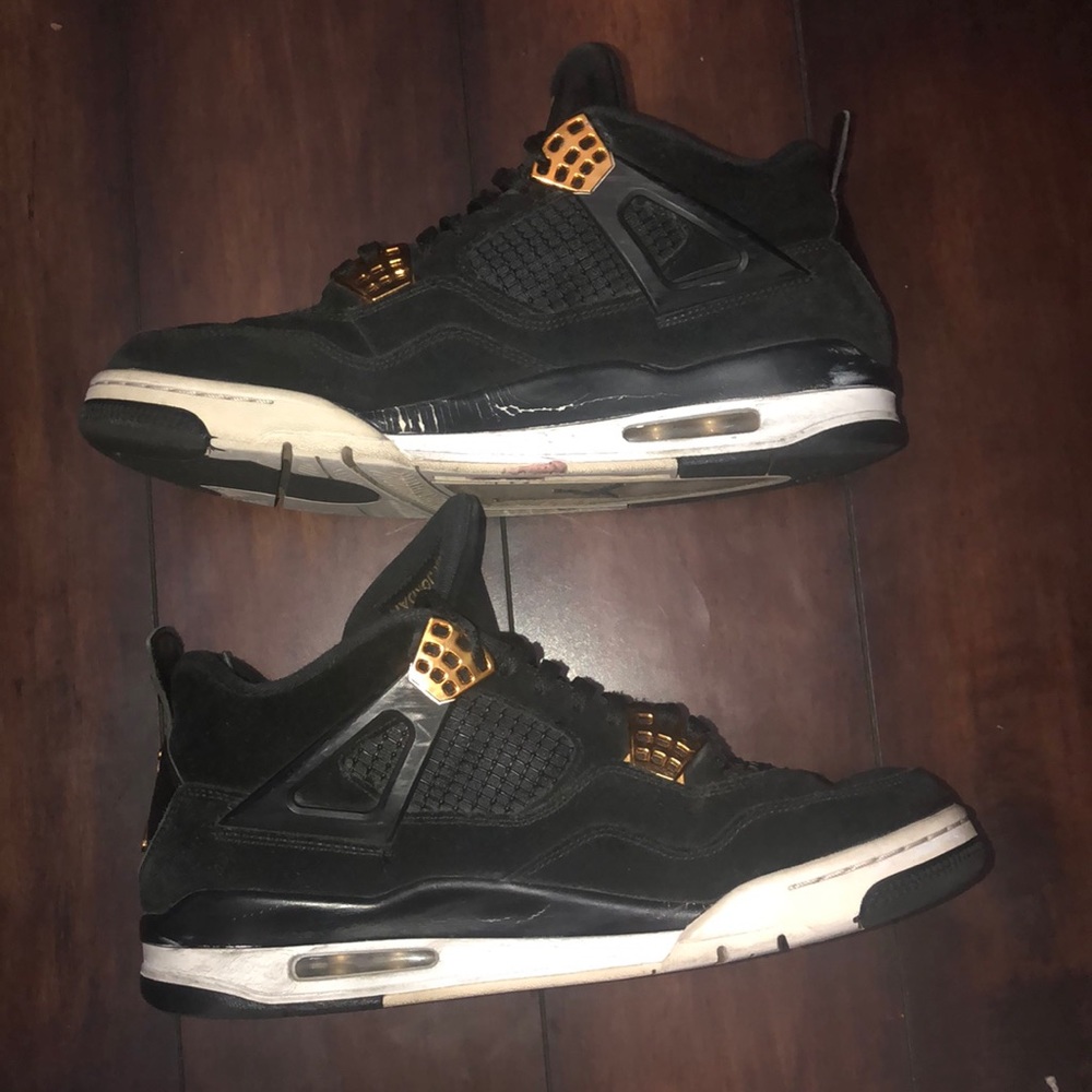 Retro Royalty 4's